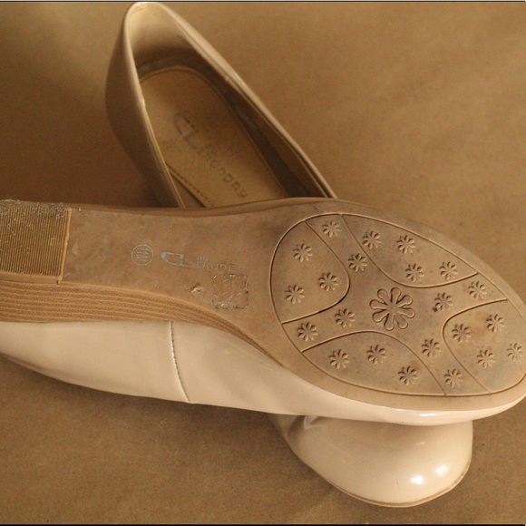 CL by Laundry Paton Nude Heels - Picture 4 of 4